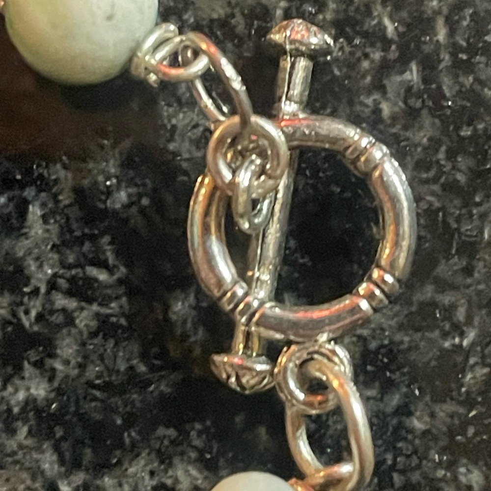 Silver tone and Green Beaded Cross Bracelet - Picture 5 of 5